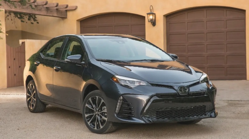 Лобовое стекло от Toyota Corolla